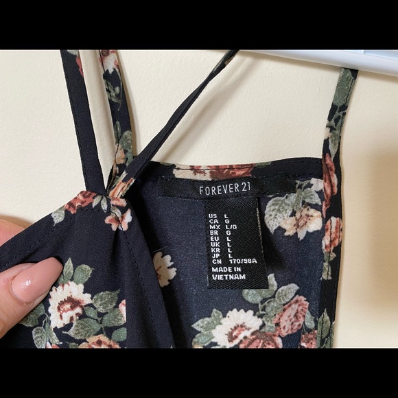 Floral Tank Crop Top - Picture 2 of 2